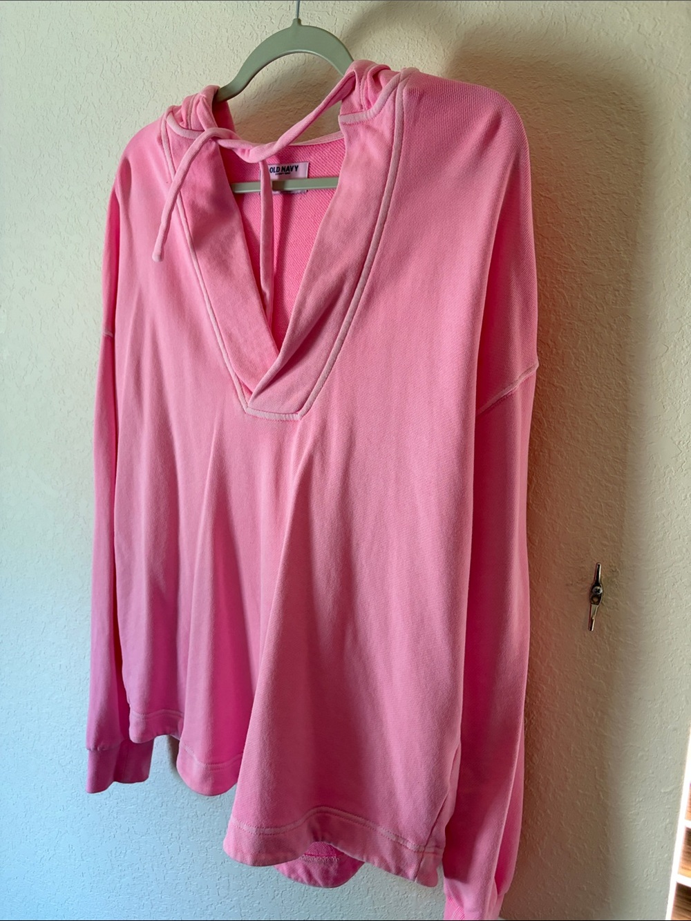 Old Navy Pink V-Neck Hooded Lightweight Tunic Length Pullover Hoodie size small - Picture 3 of 11
